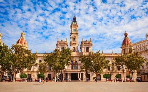 Autobus panoramico alla Città delle Arti e delle Scienze a Valencia