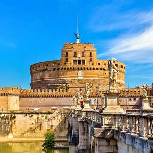 Scopri Roma con i tour hop-on hop-off – Visita su misura nel 2025 Esplora Roma al tuo ritmo con i tour hop-on hop-off – Vista panoramica, audio guide e fermate illimitate nel 2025